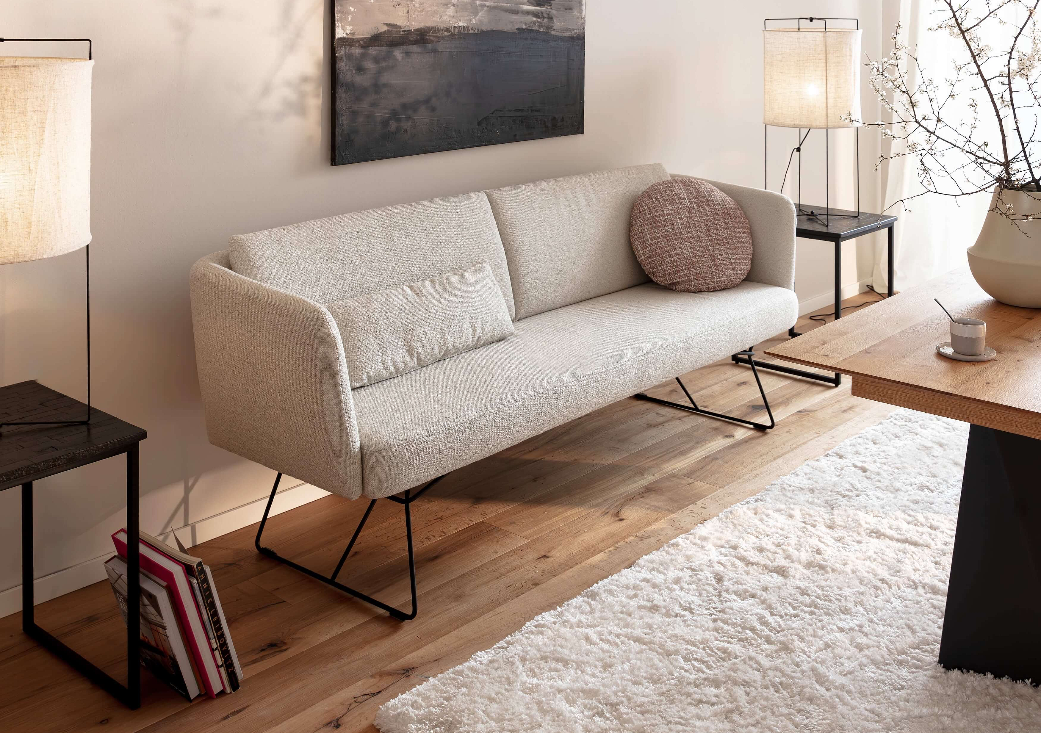 Esszimmerbank Neela Bench in Bezug Salt'n'Pepper in der Farbe Natur in Wohnambiente
