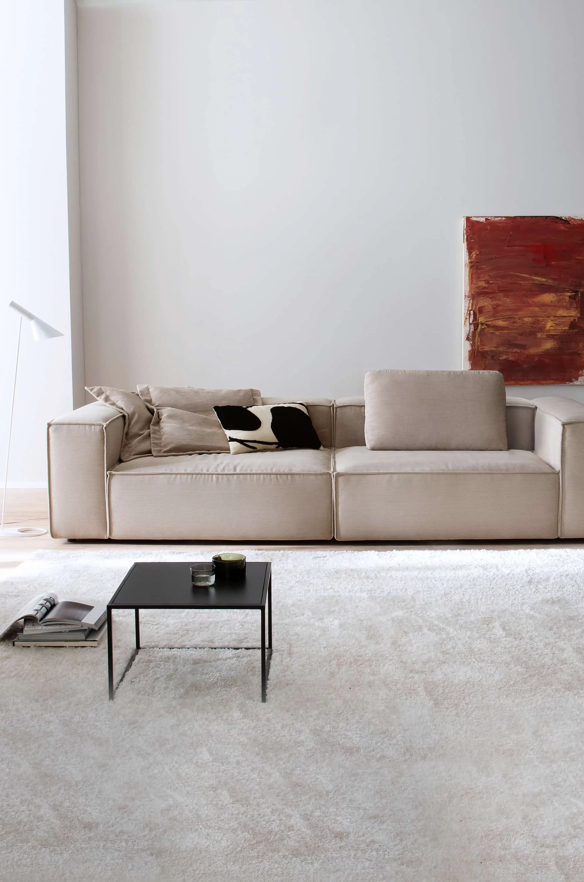 Einzelsofa Watertown in Bezug Feincord in der Farbe Sand in Wohnambiente