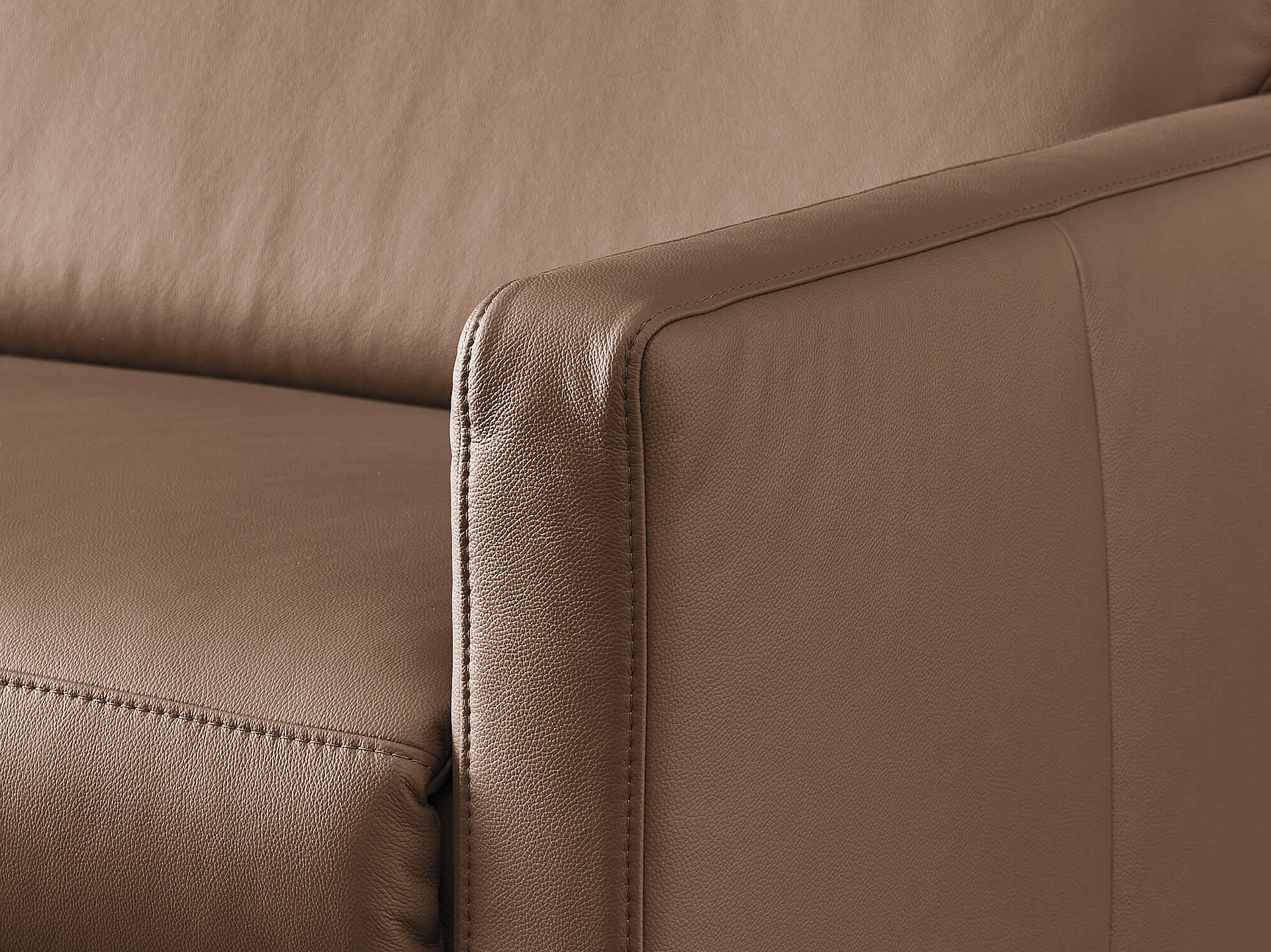 Ecksofa 1250 in Bezug Soft Line in der Farbe Hasel in Detailansicht