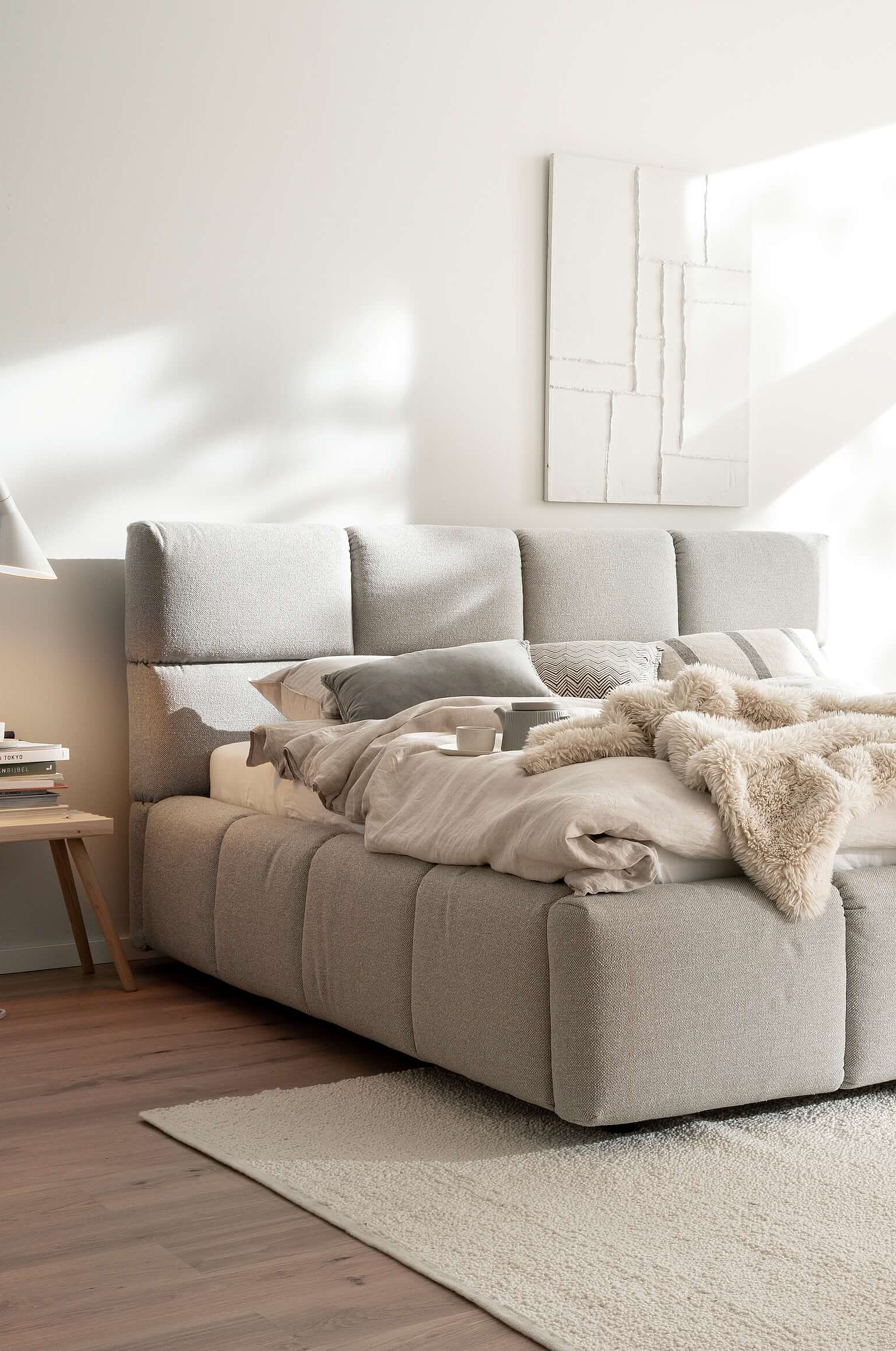 Doppelbett Samba in Bezug Salt'n'Pepper in der Farbe Silver in Wohnambiente